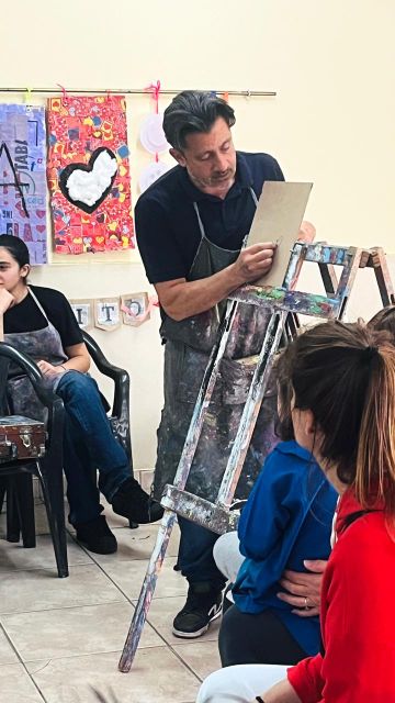 El pintor, durante la actividad
